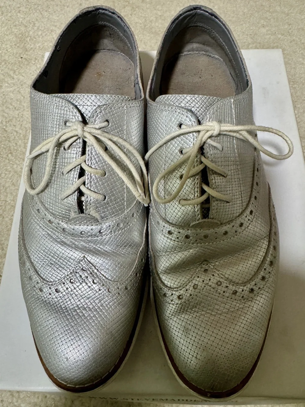 Cole Haan Metallic Silver Wingtip Lace-Up Flats 9.5B